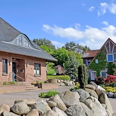 Mit Terrasse Am Hafen In 08 Homestay szállás